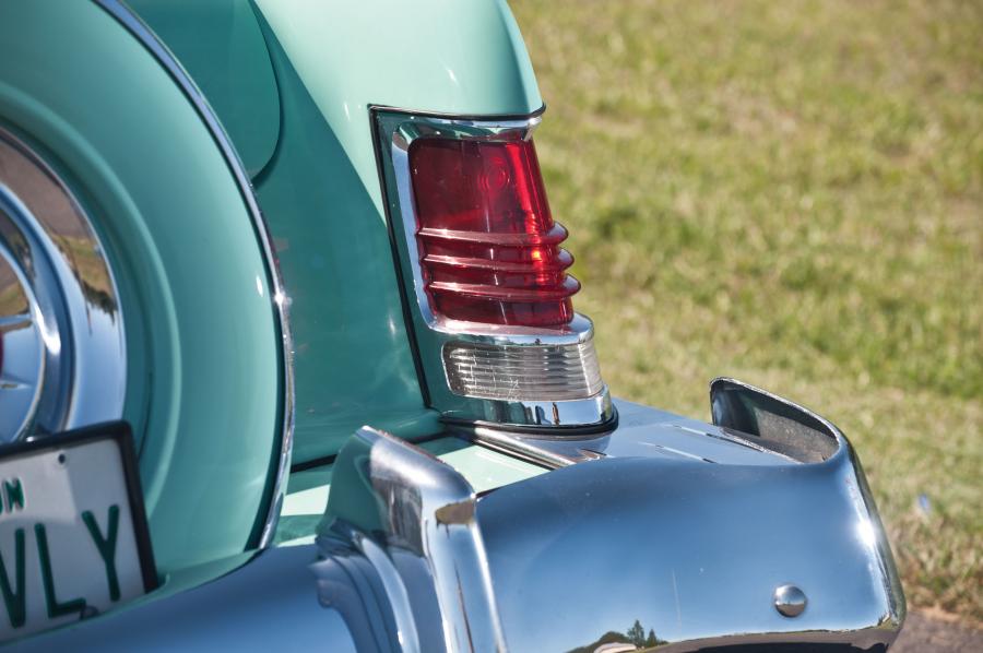  Mercury Monterey Sun Valley 2-Door Hardtop 1954 года  (фото 4 из 22)